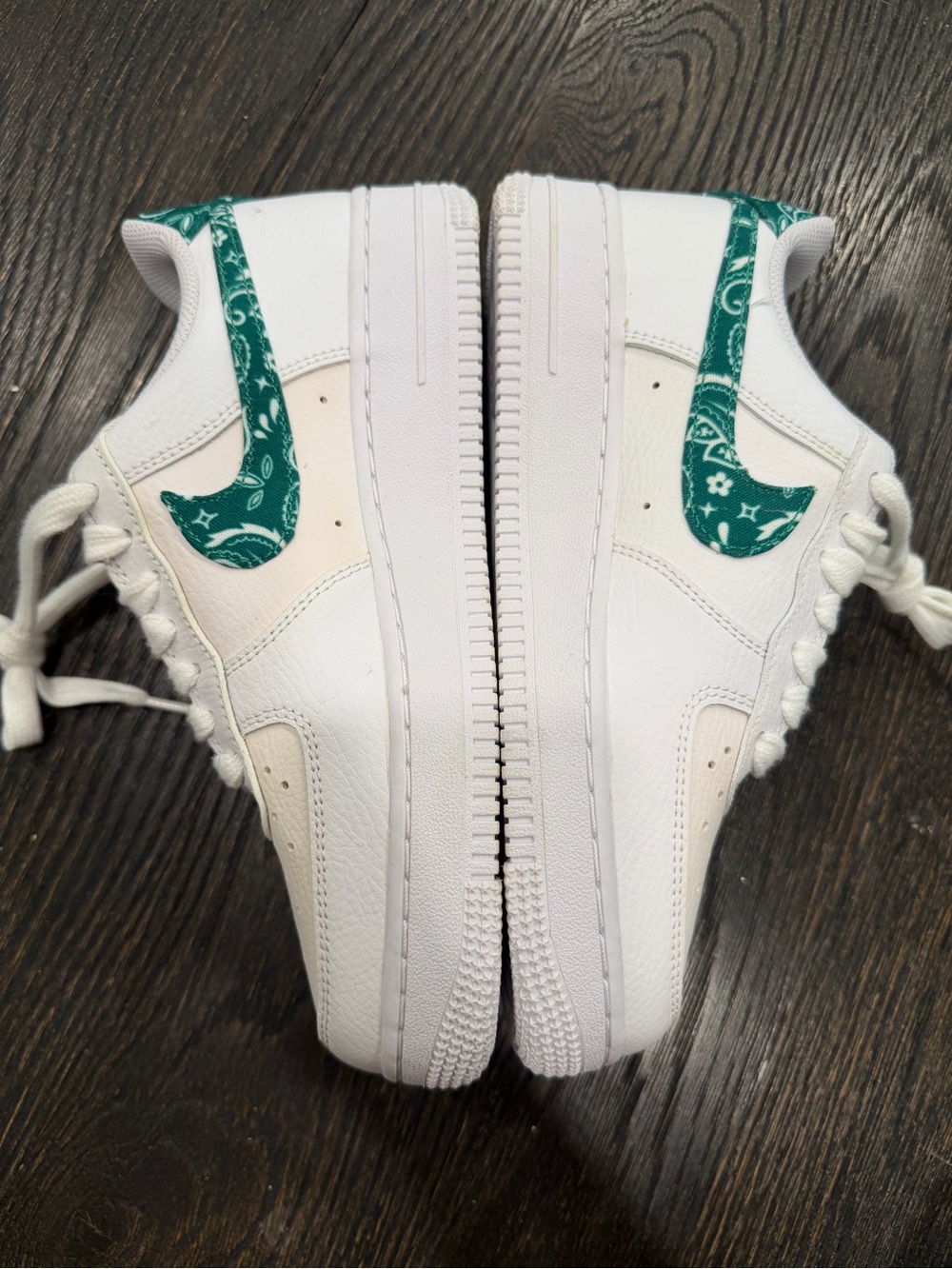 Women's Nike Air Force 1 Low '07 Essential Green Paisley size 7 - Picture 8 of 11